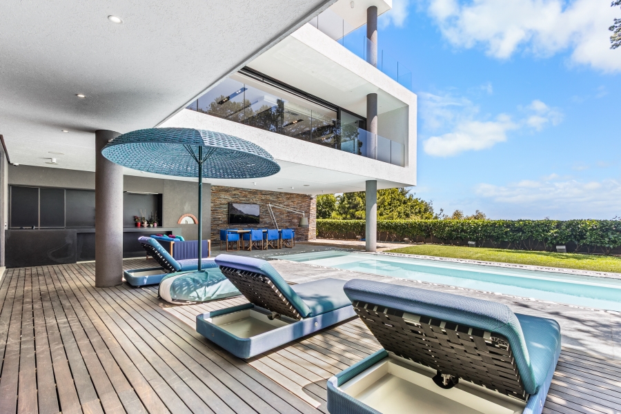 5 Bedroom Property for Sale in Camps Bay Western Cape
